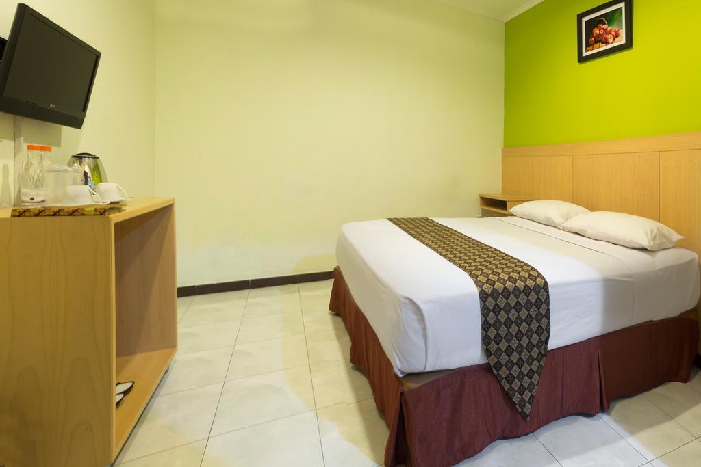 Serena Hotel Bandung Exterior foto